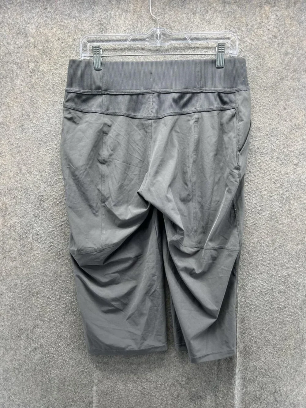 The North Face Shorts Women Medium Gray 9